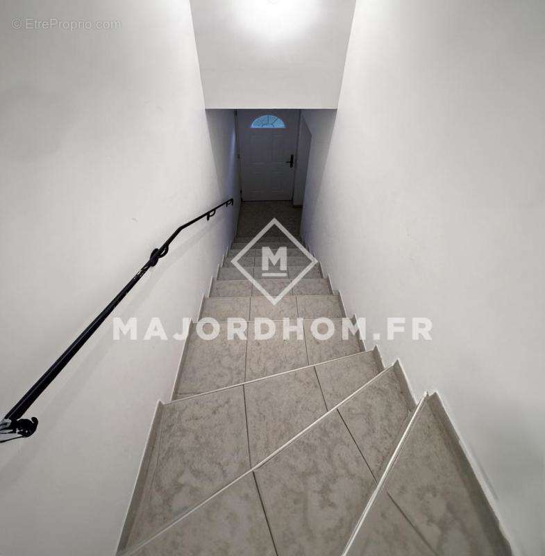 Appartement à MARSEILLE-13E