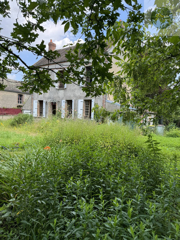 Maison à VOULX