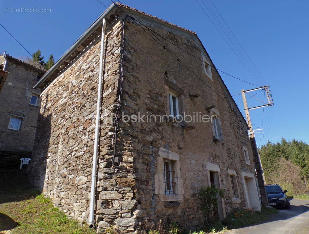 Maison à COURNIOU