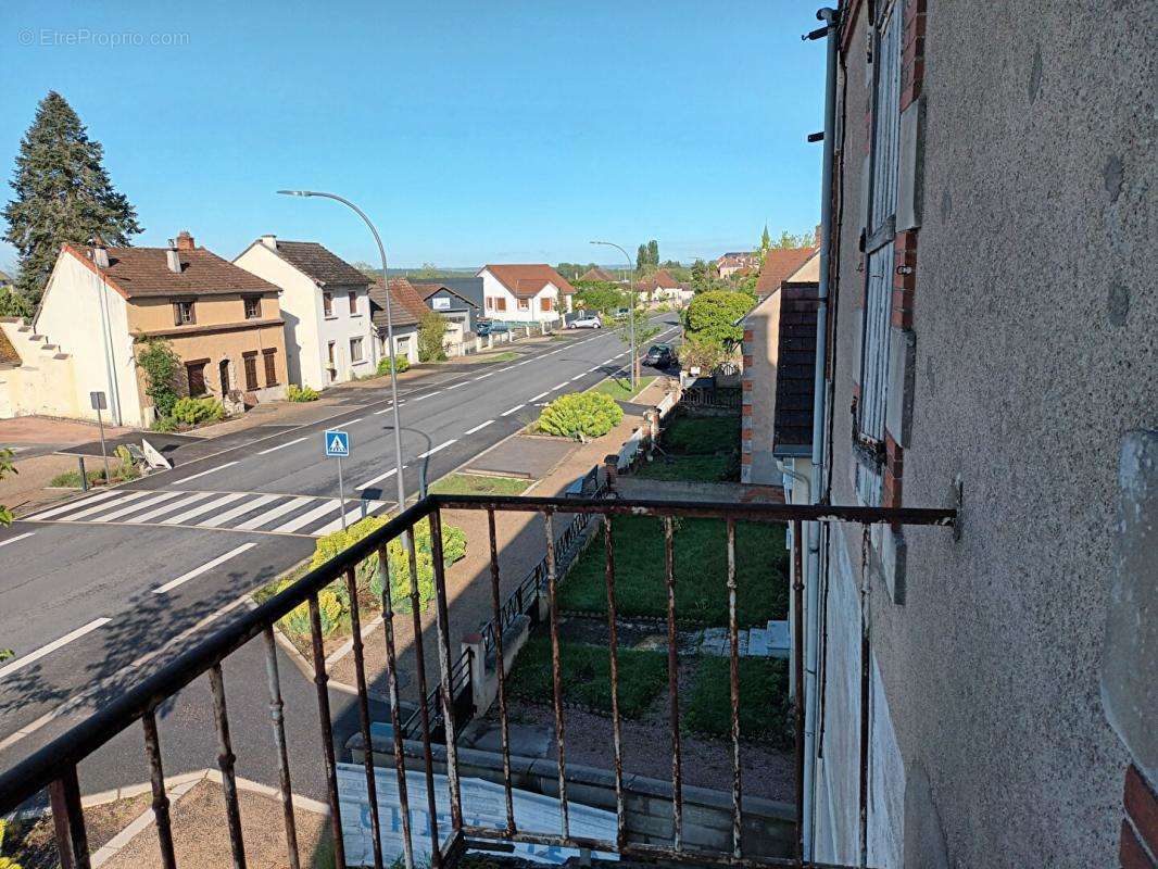 Maison à VARENNES-SUR-ALLIER