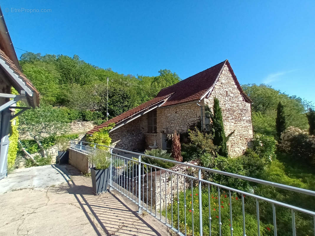 Maison à LARROQUE-TOIRAC