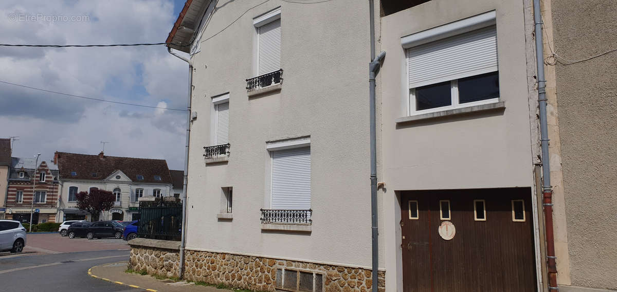 Maison à TRELOU-SUR-MARNE