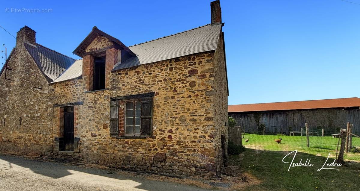 Maison à SAINT-AUBIN-DES-CHATEAUX