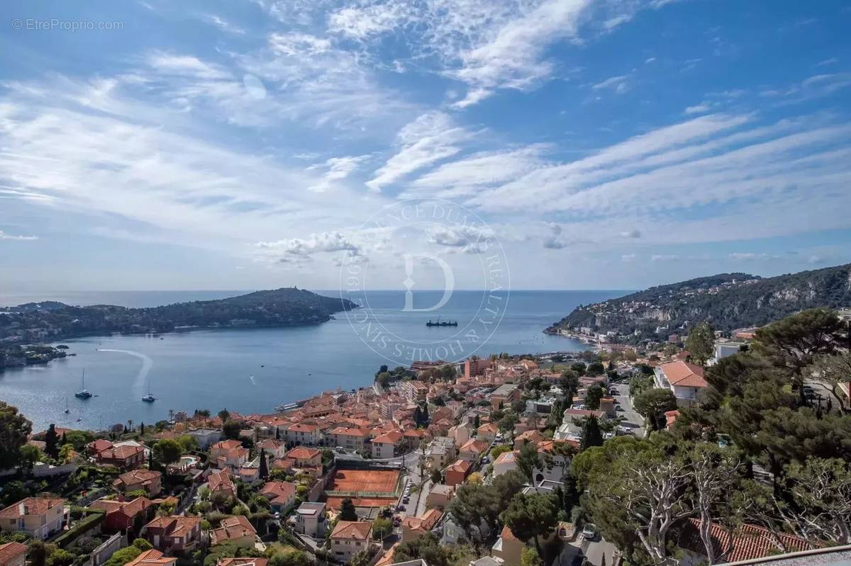 Appartement à VILLEFRANCHE-SUR-MER