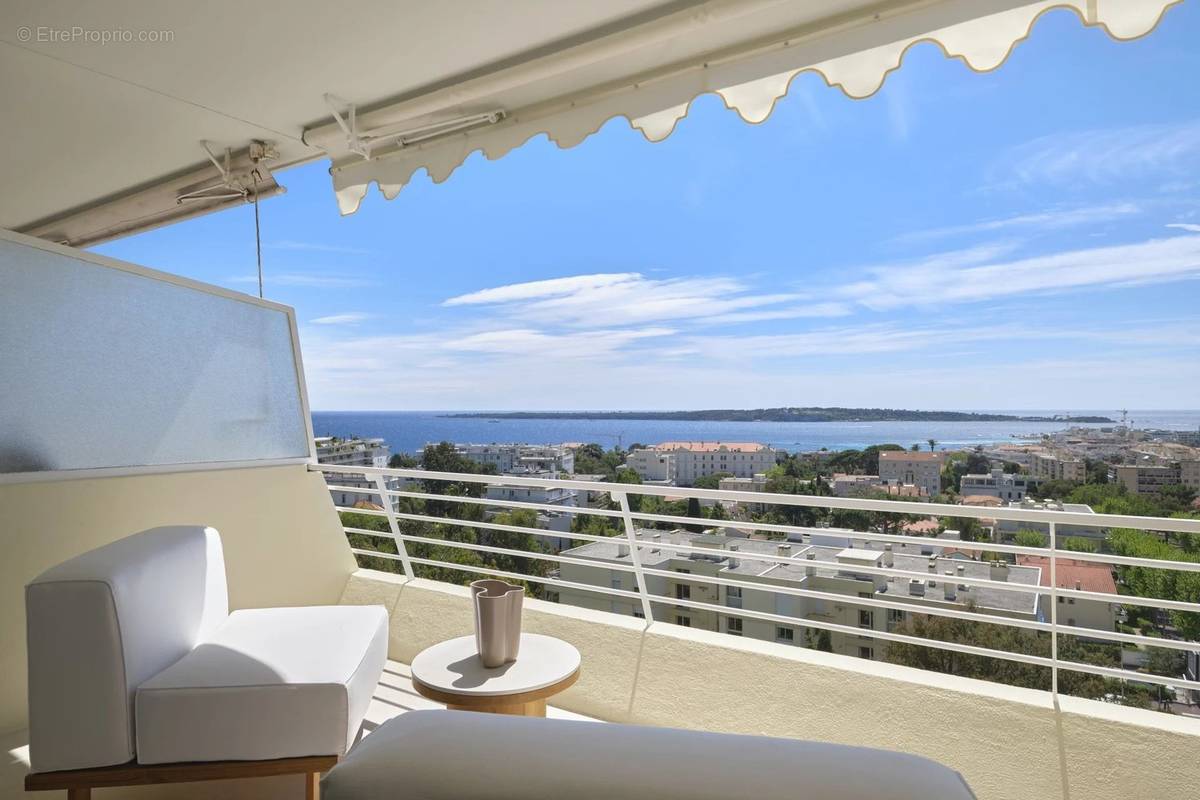 Appartement à CANNES