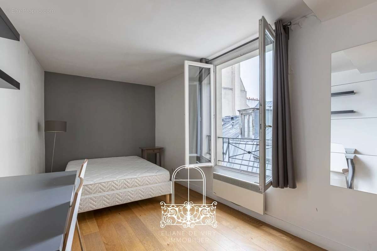 Appartement à PARIS-9E