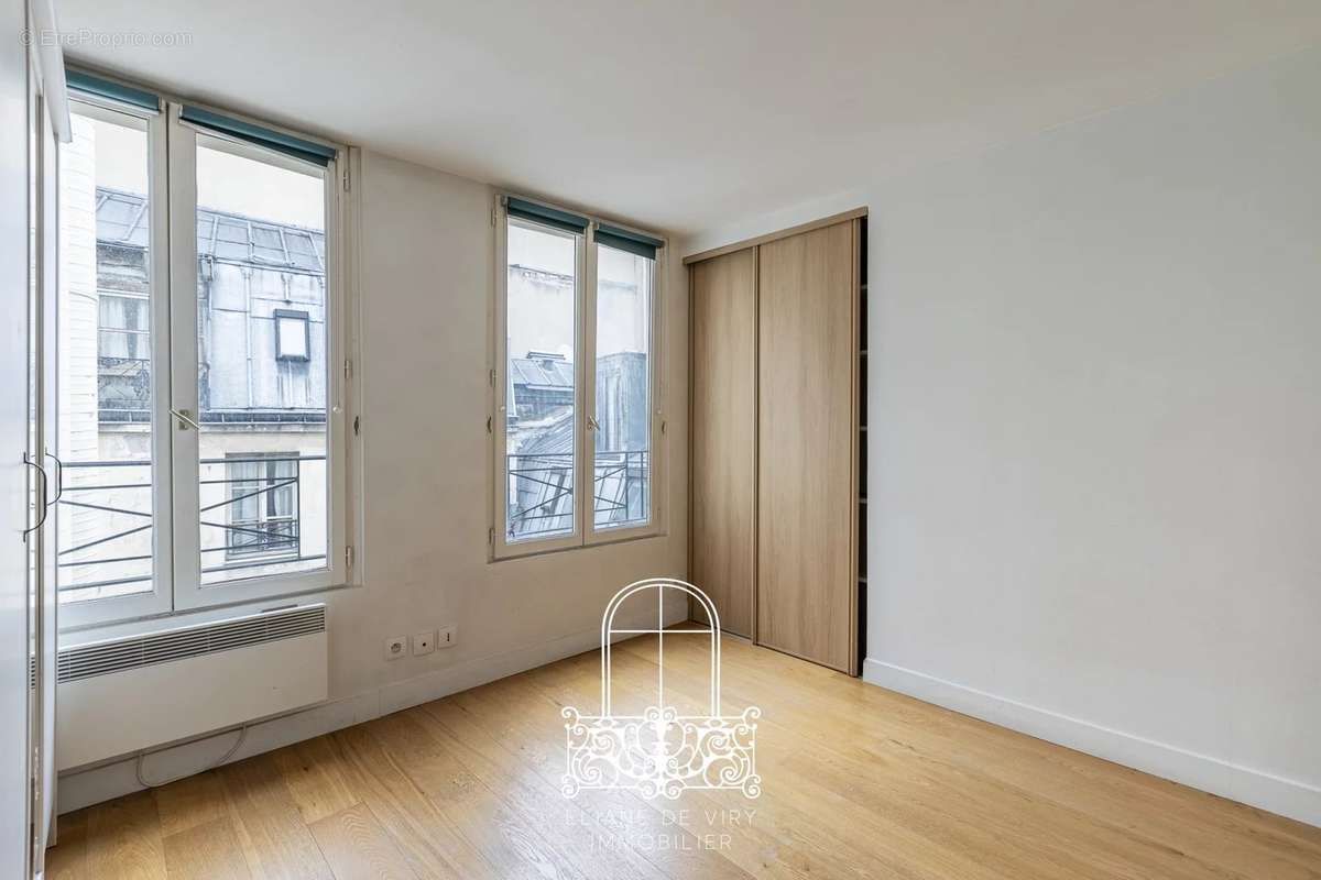 Appartement à PARIS-9E