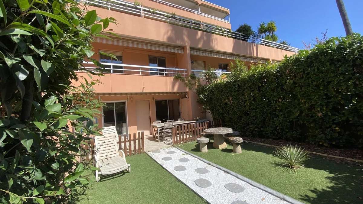 Appartement à MENTON