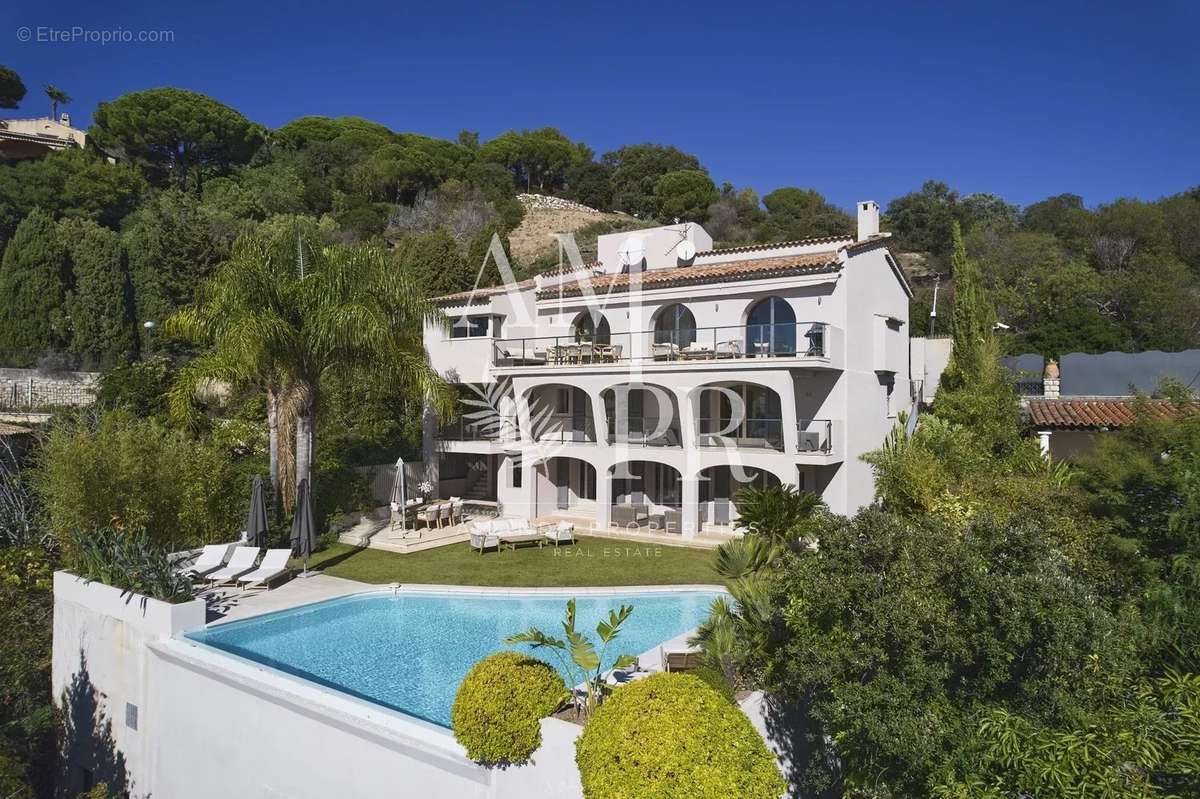 Maison à CANNES