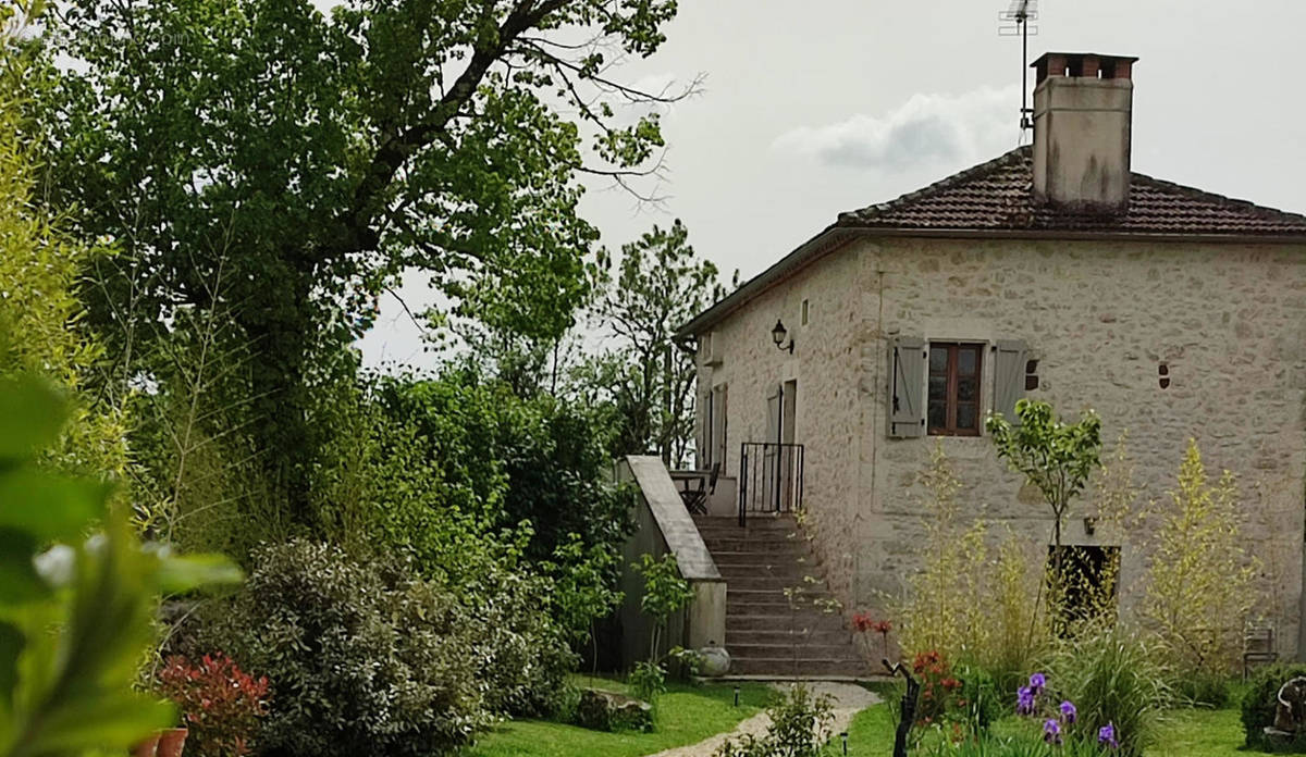 gite - Maison à SAINT-CIRQ-LAPOPIE