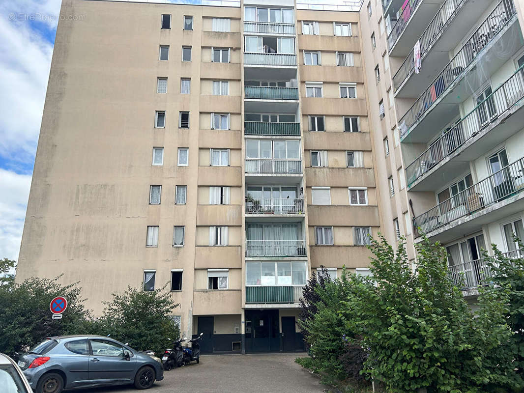 Appartement à MANTES-LA-JOLIE