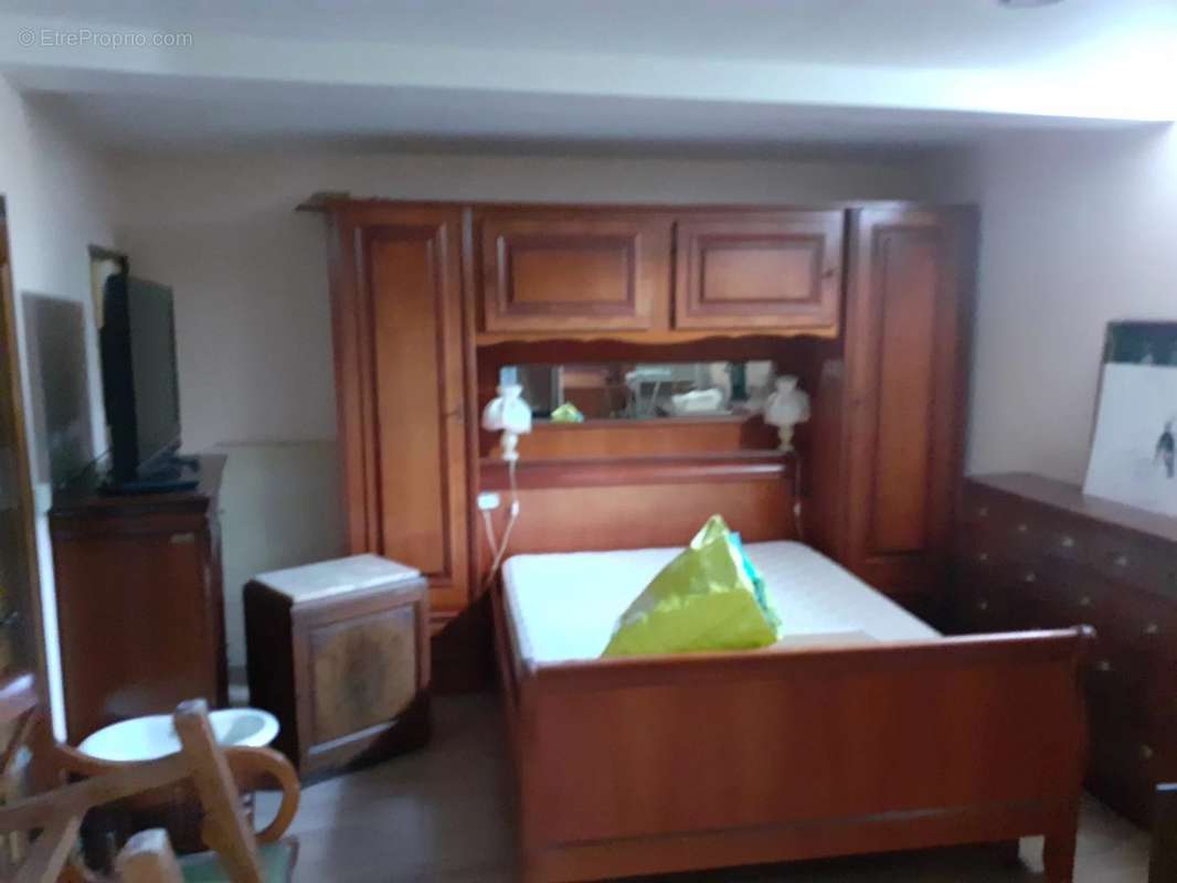 Appartement à PEILLE