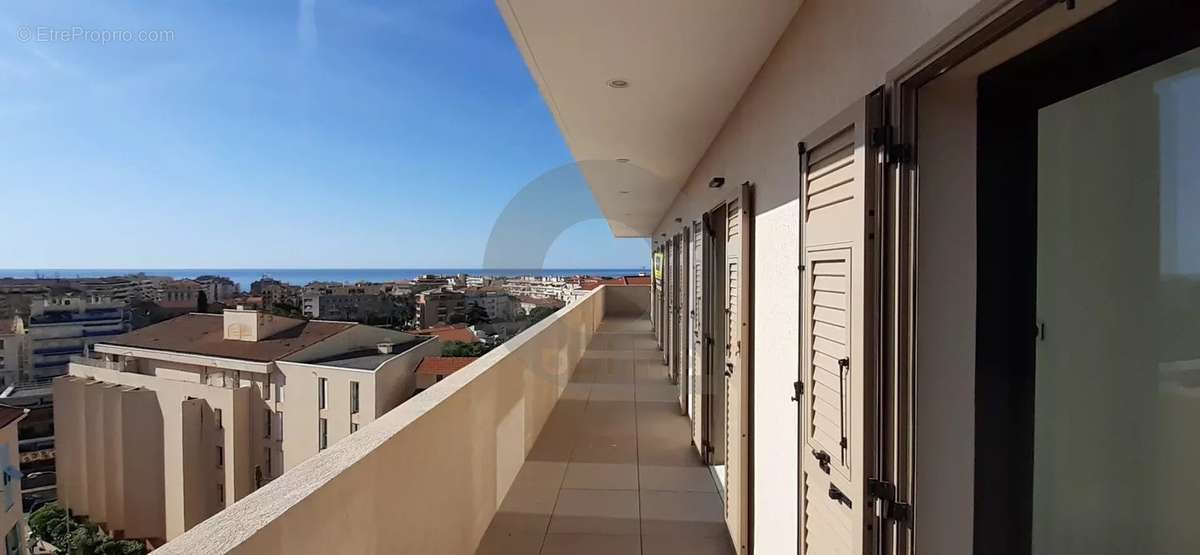 Appartement à MENTON