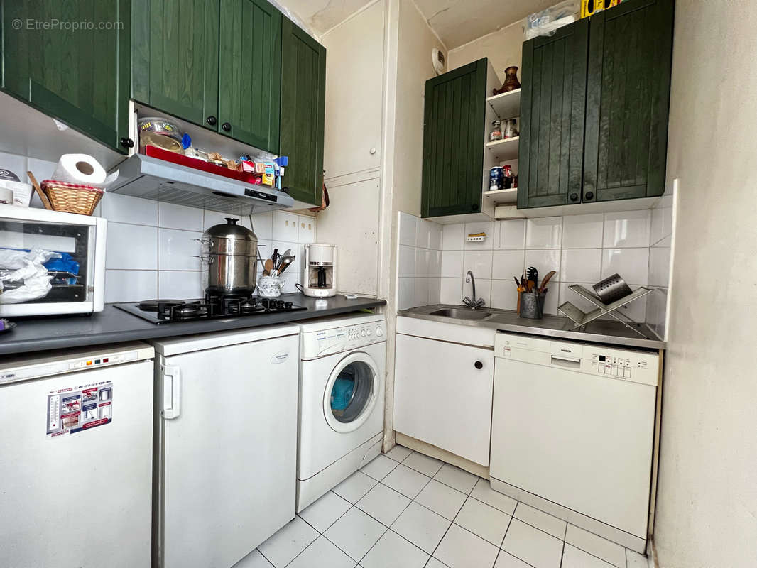 Appartement à PARIS-18E