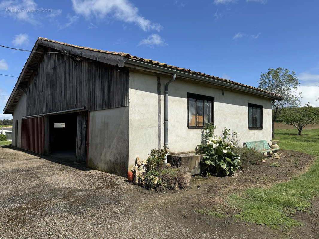 Maison à SAINT-BARTHELEMY-D&#039;AGENAIS