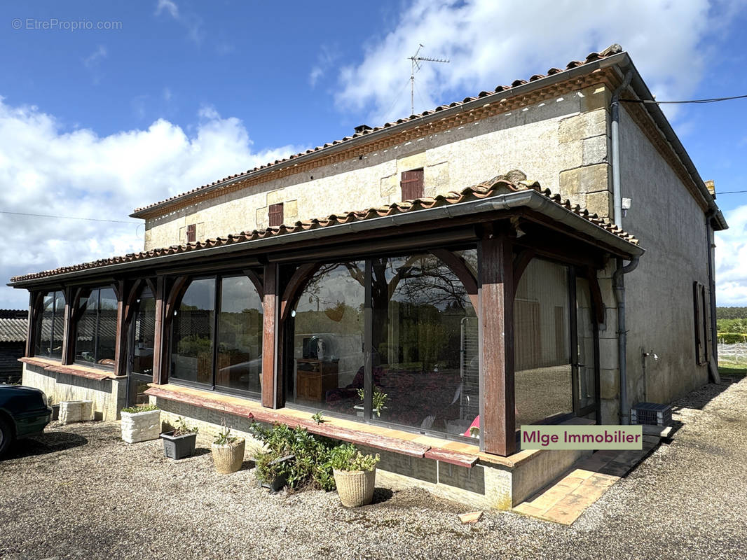 Maison à SAINT-BARTHELEMY-D&#039;AGENAIS