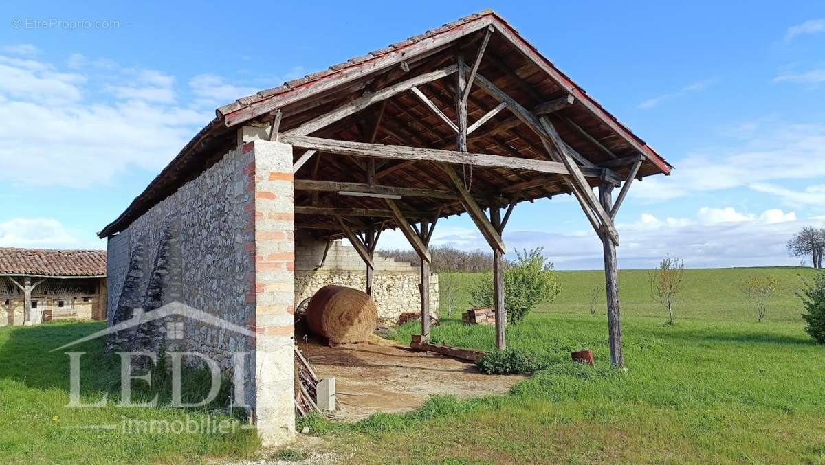 Maison à TOURNECOUPE