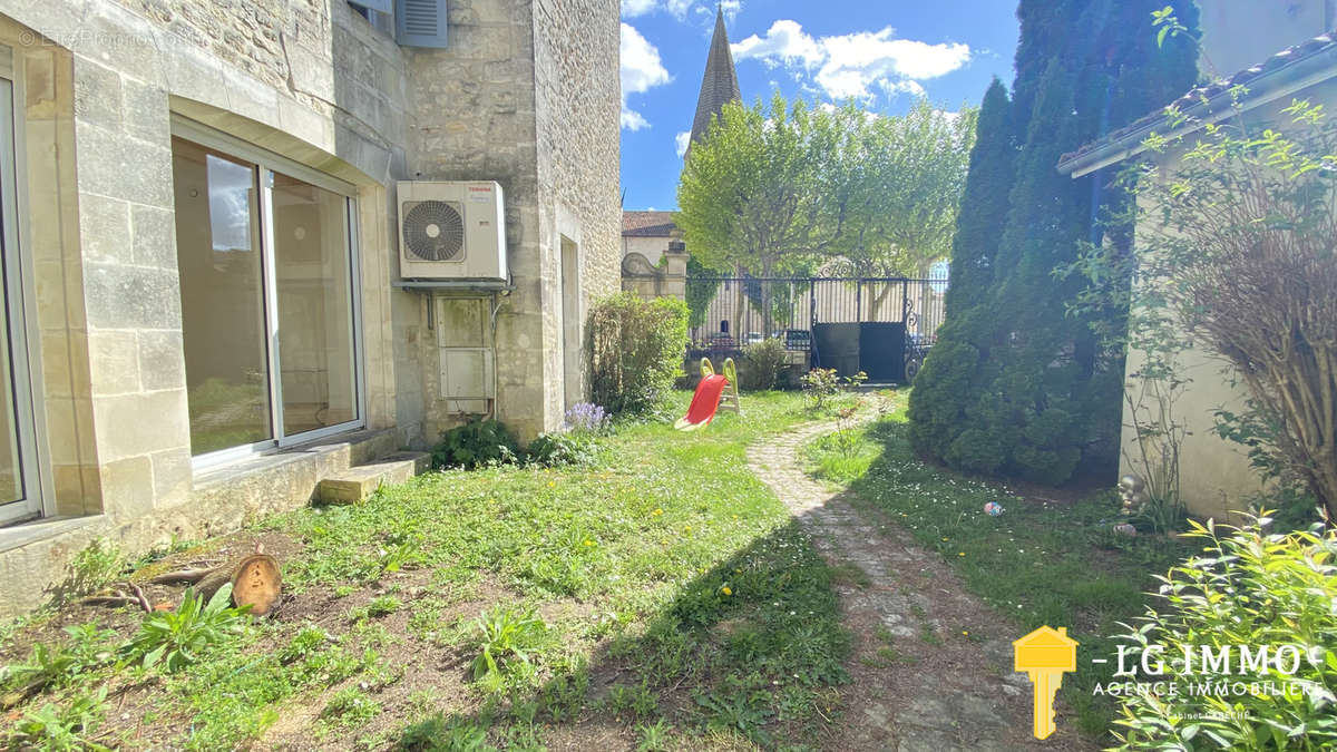 Maison à GEMOZAC