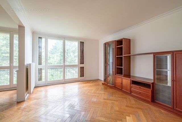 Appartement à NEUILLY-PLAISANCE