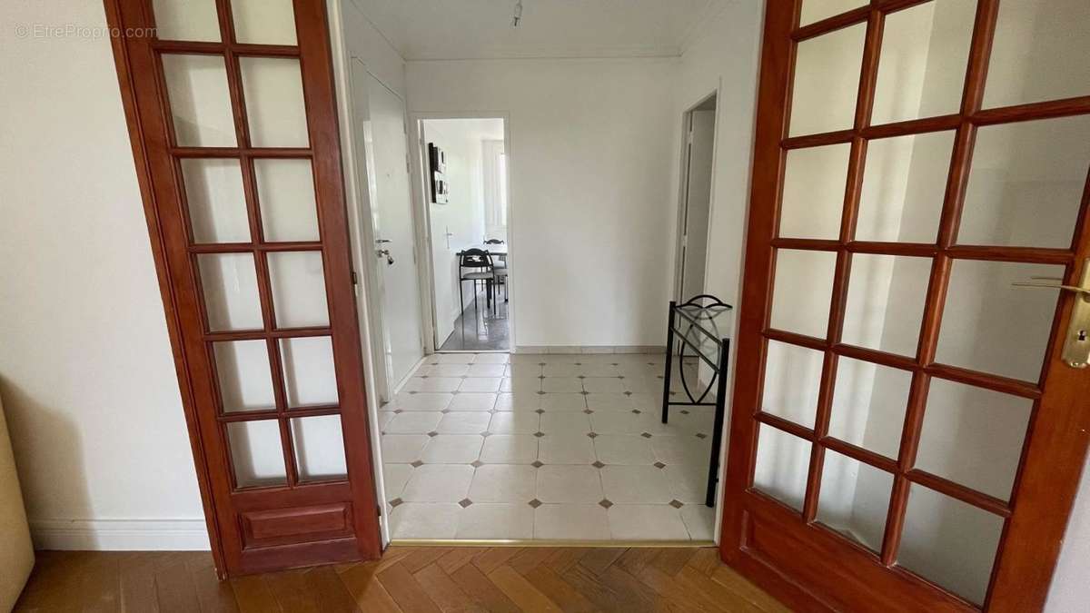 Appartement à NEUILLY-PLAISANCE