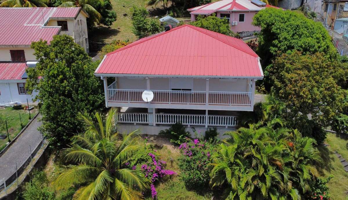 Maison à FORT-DE-FRANCE