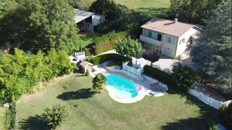 Maison à SAINT-DONAT-SUR-L&#039;HERBASSE