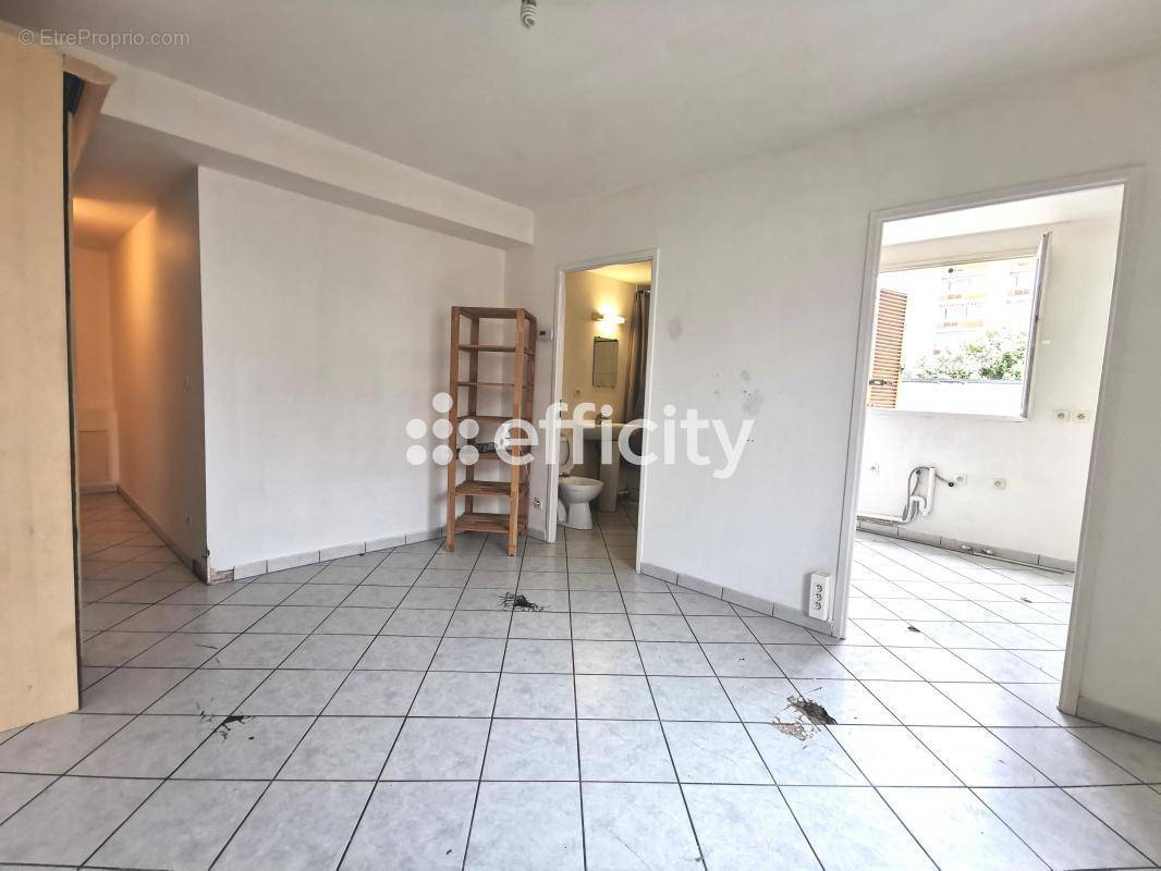 Appartement à LOUVRES