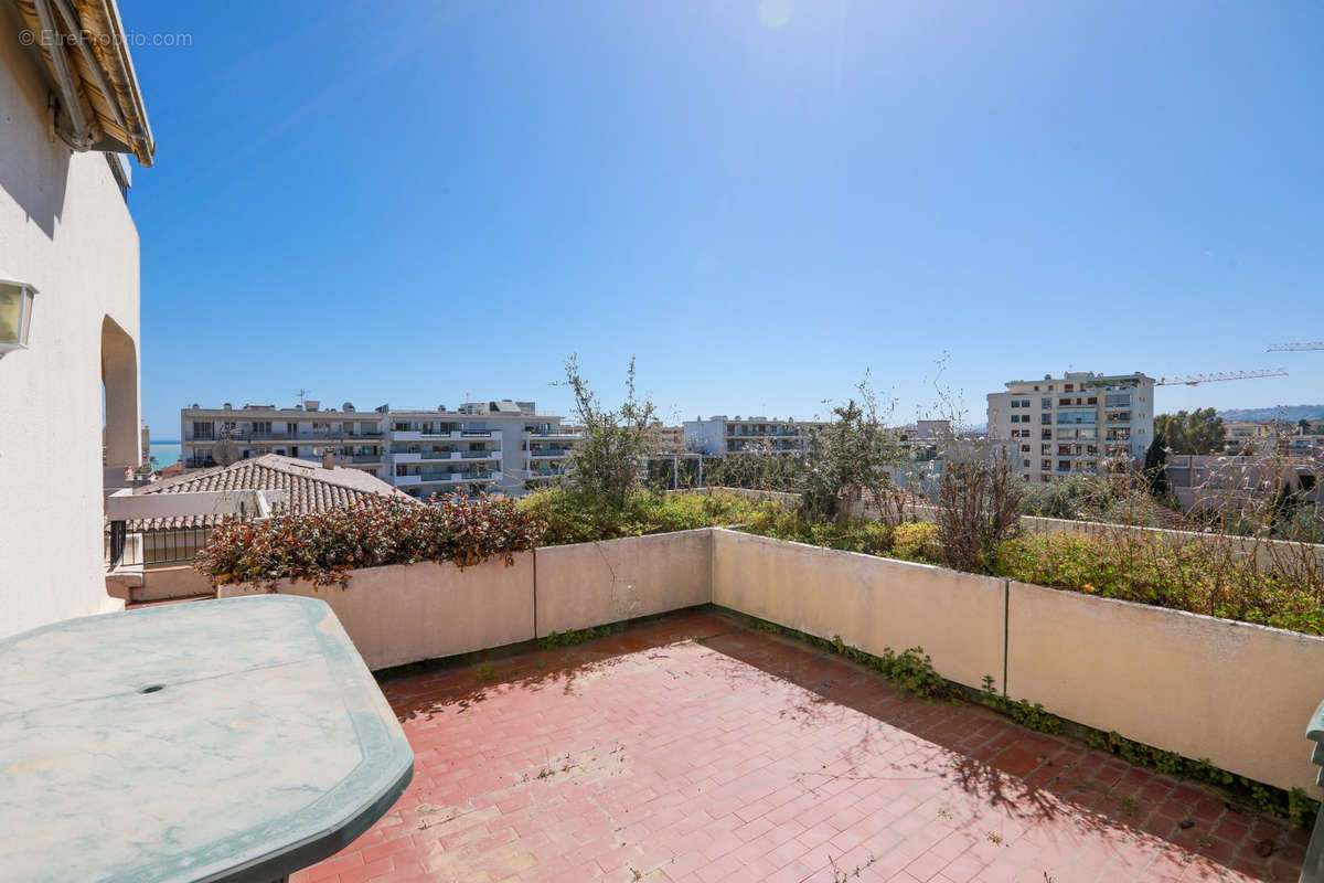 Appartement à CAGNES-SUR-MER