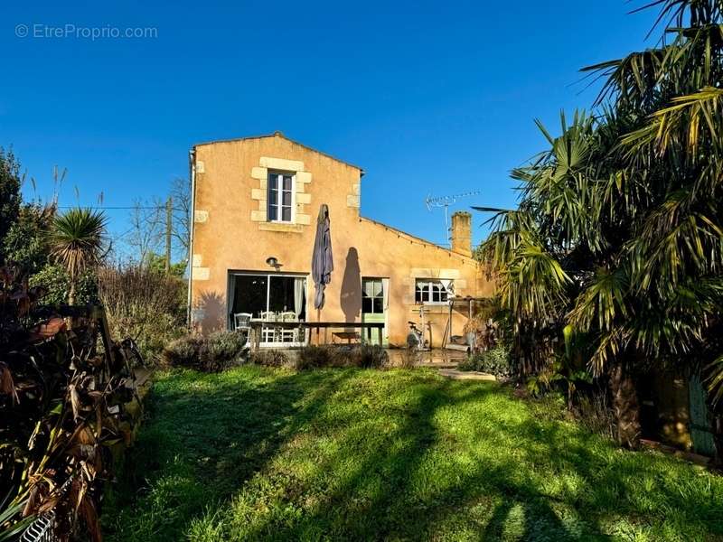 Maison à ROCHEFORT