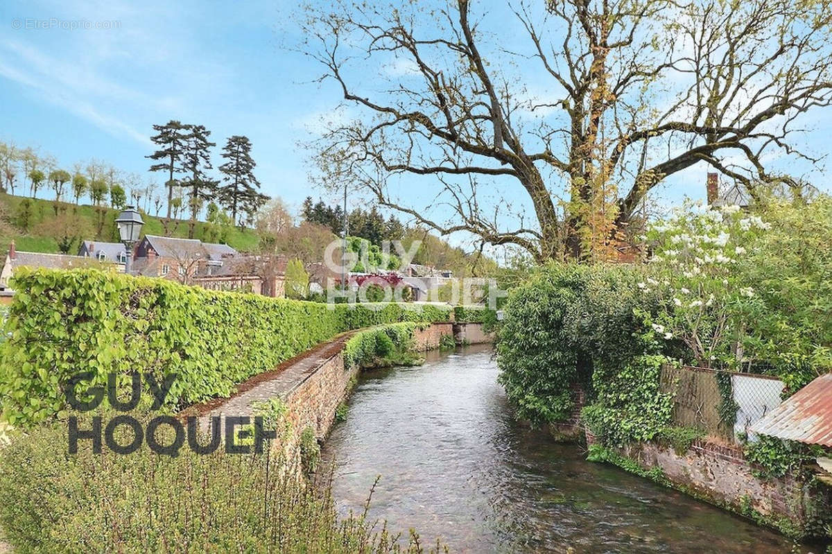 Maison à BERNAY