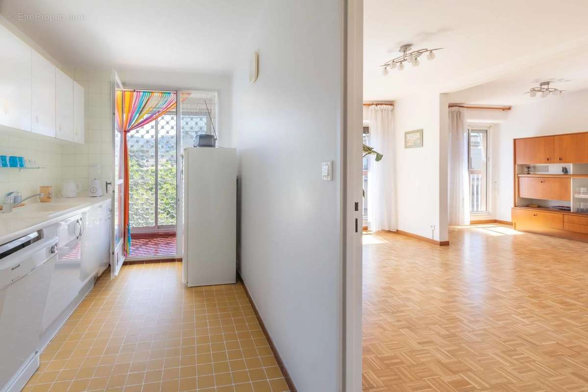 Appartement à MARSEILLE-10E