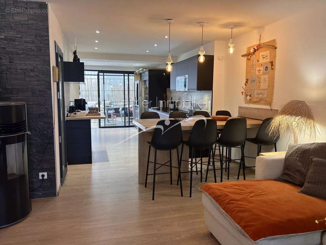 Appartement à GRIMAUD