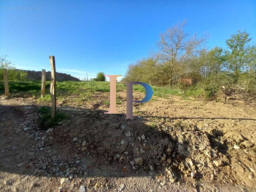 Terrain à IGUERANDE