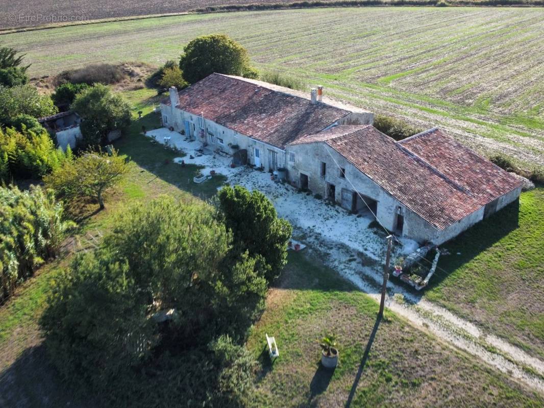 Maison à MOEZE