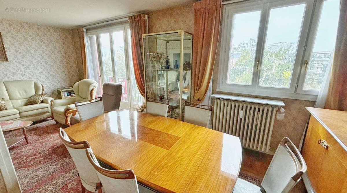 Appartement à CHATILLON