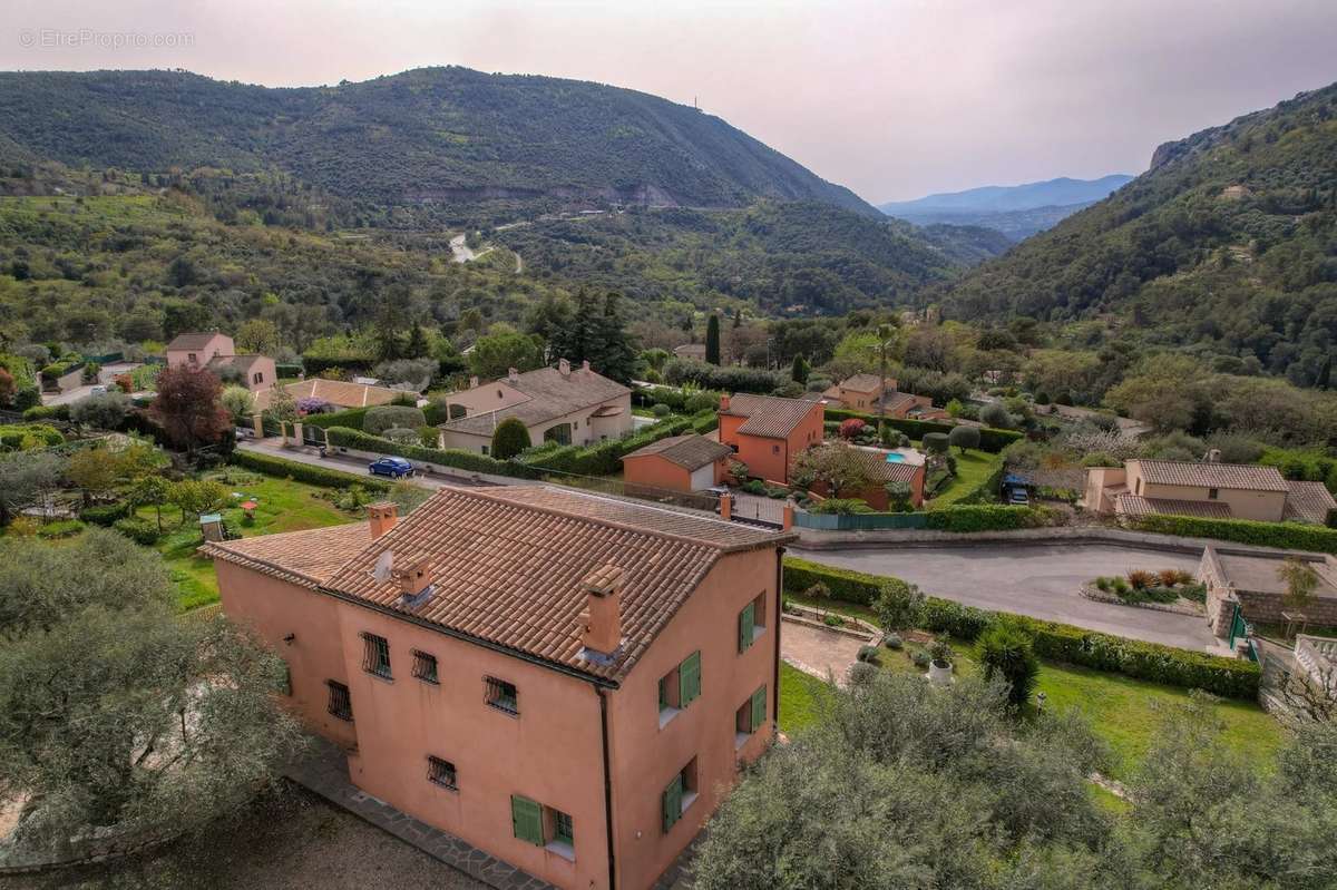 Maison à LA TURBIE