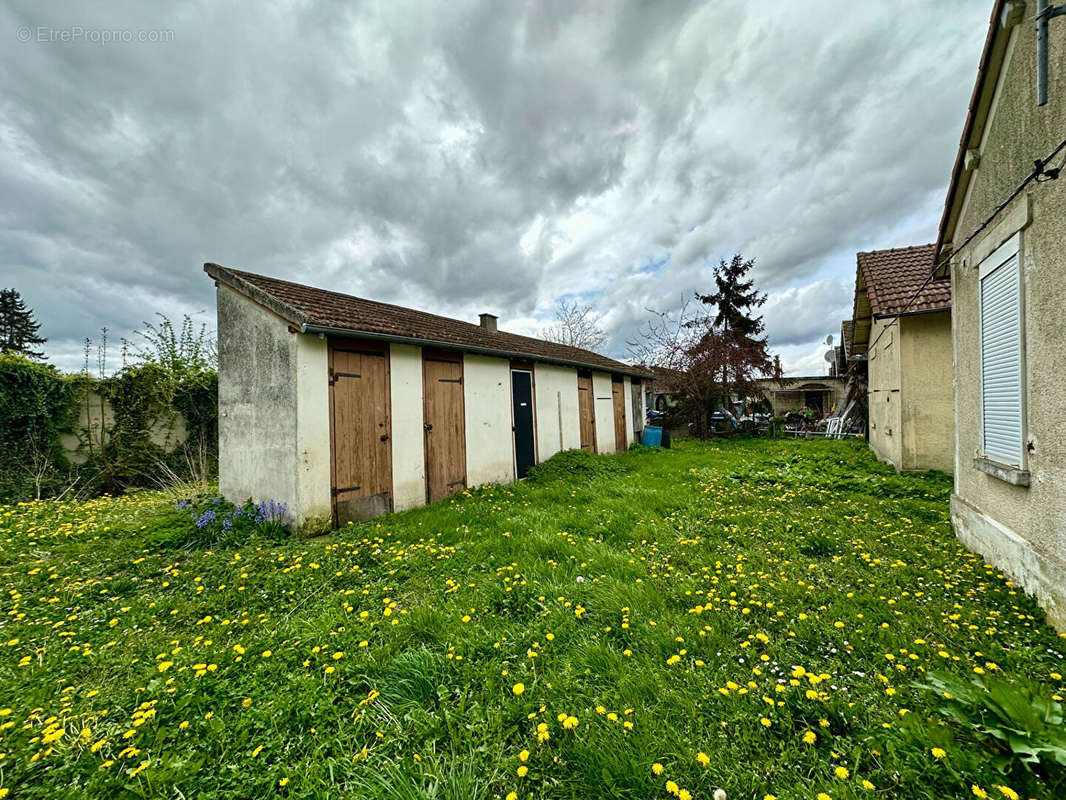 Maison à CHAUNY