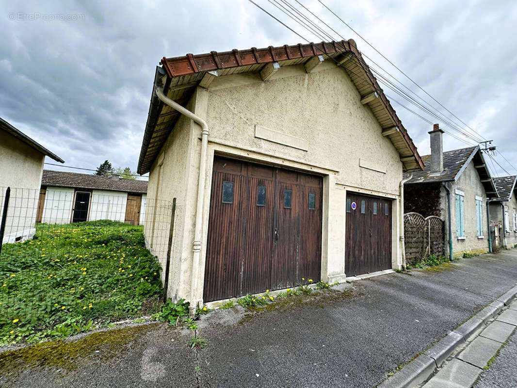 Maison à CHAUNY