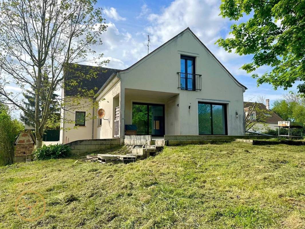 Maison à LE CHATELET-EN-BRIE