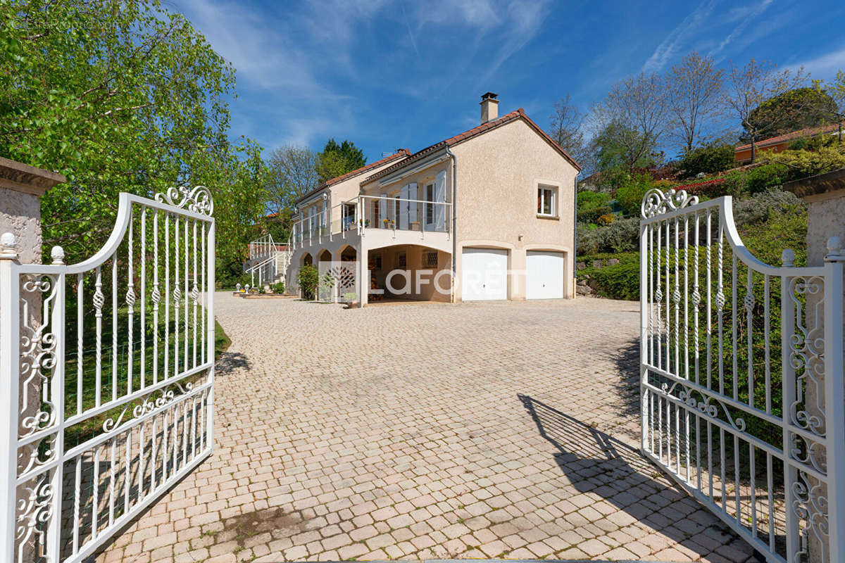 Maison à L&#039;ARBRESLE