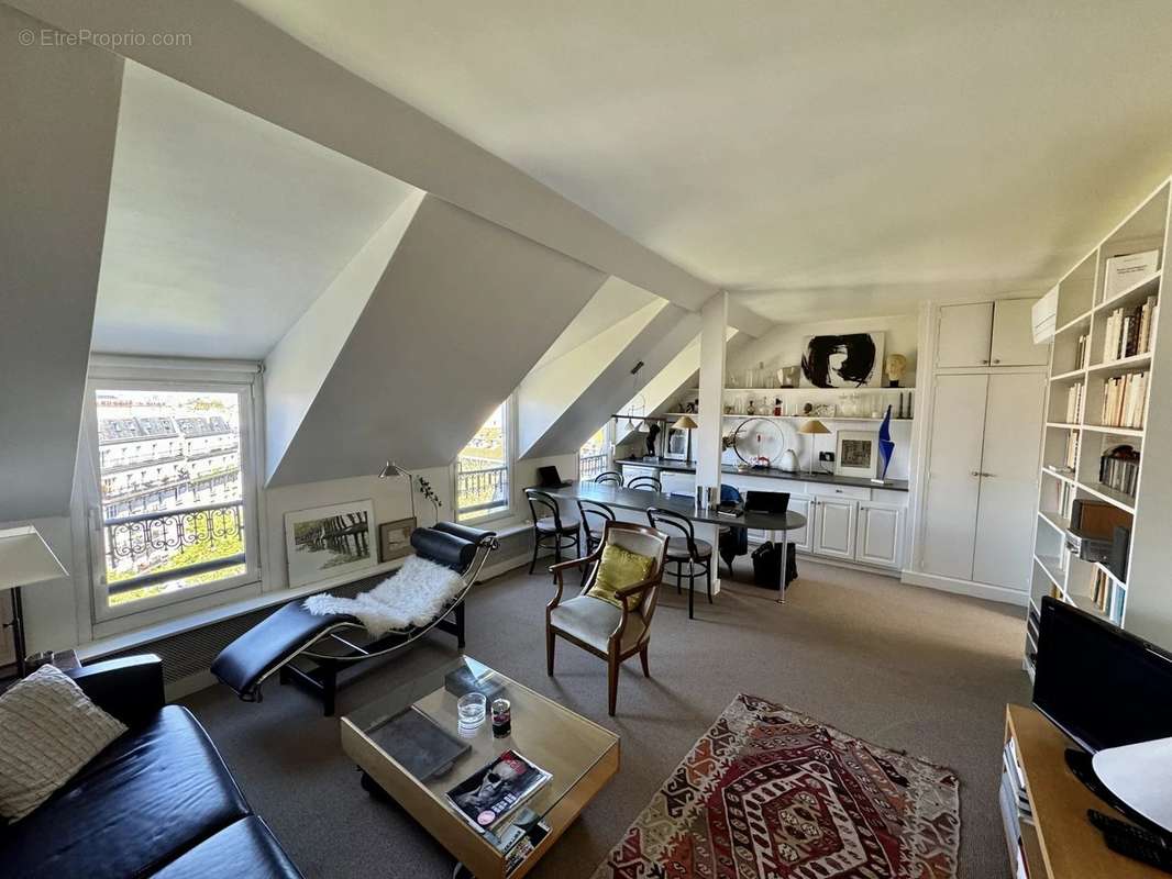 Appartement à PARIS-6E