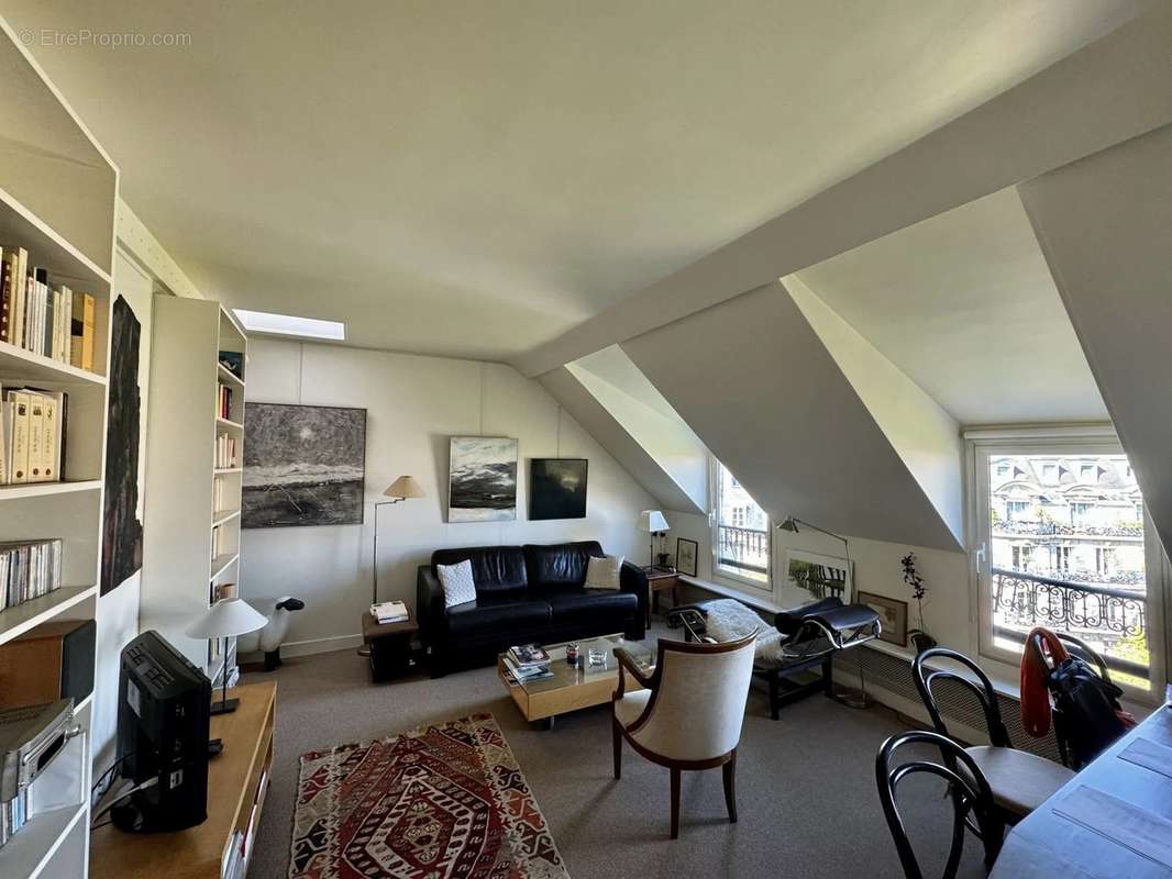 Appartement à PARIS-6E