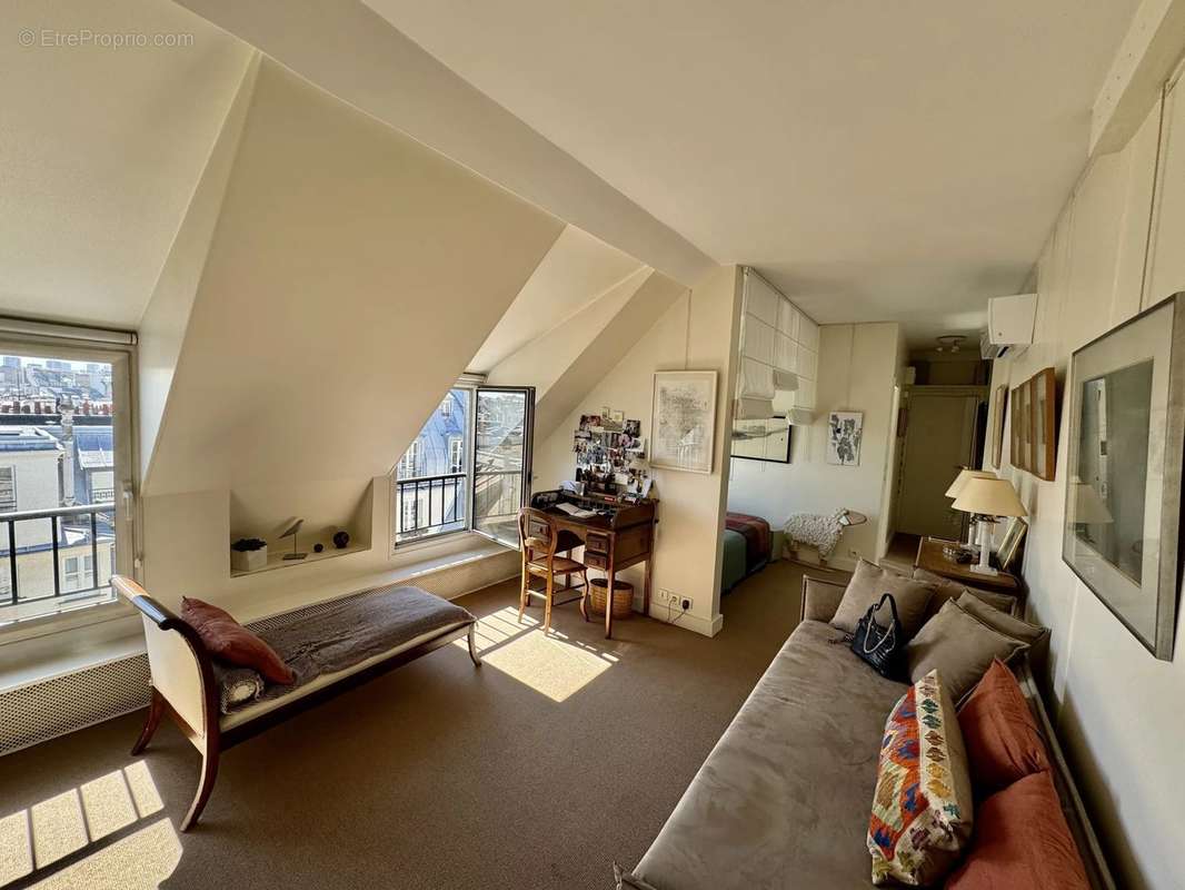 Appartement à PARIS-6E