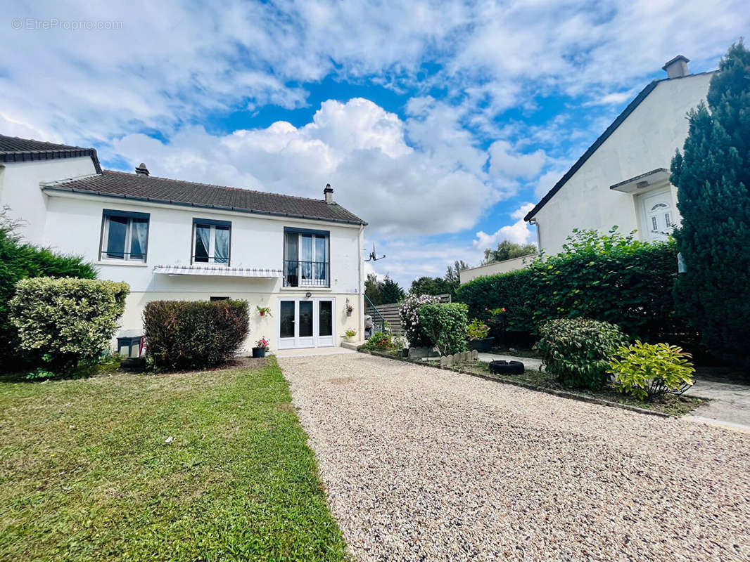 Maison à CHAMBRY