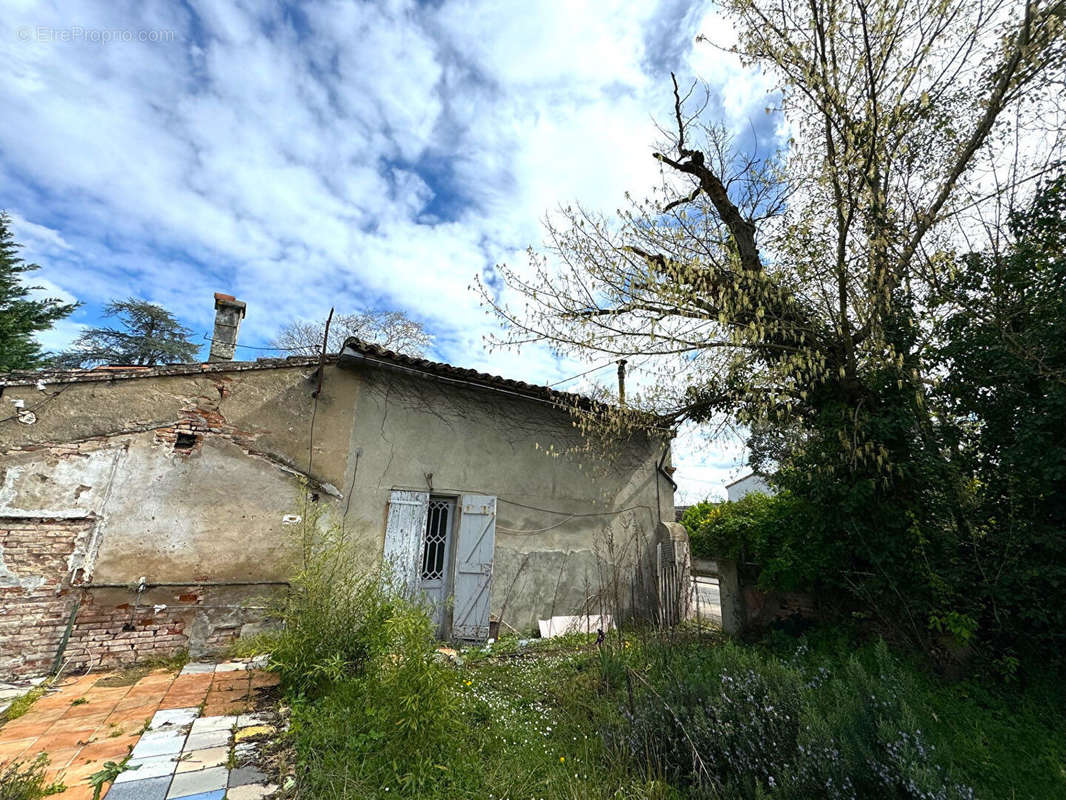 Appartement à AUCAMVILLE