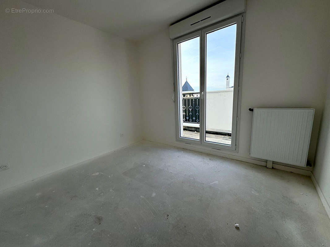 Appartement à LE BLANC-MESNIL