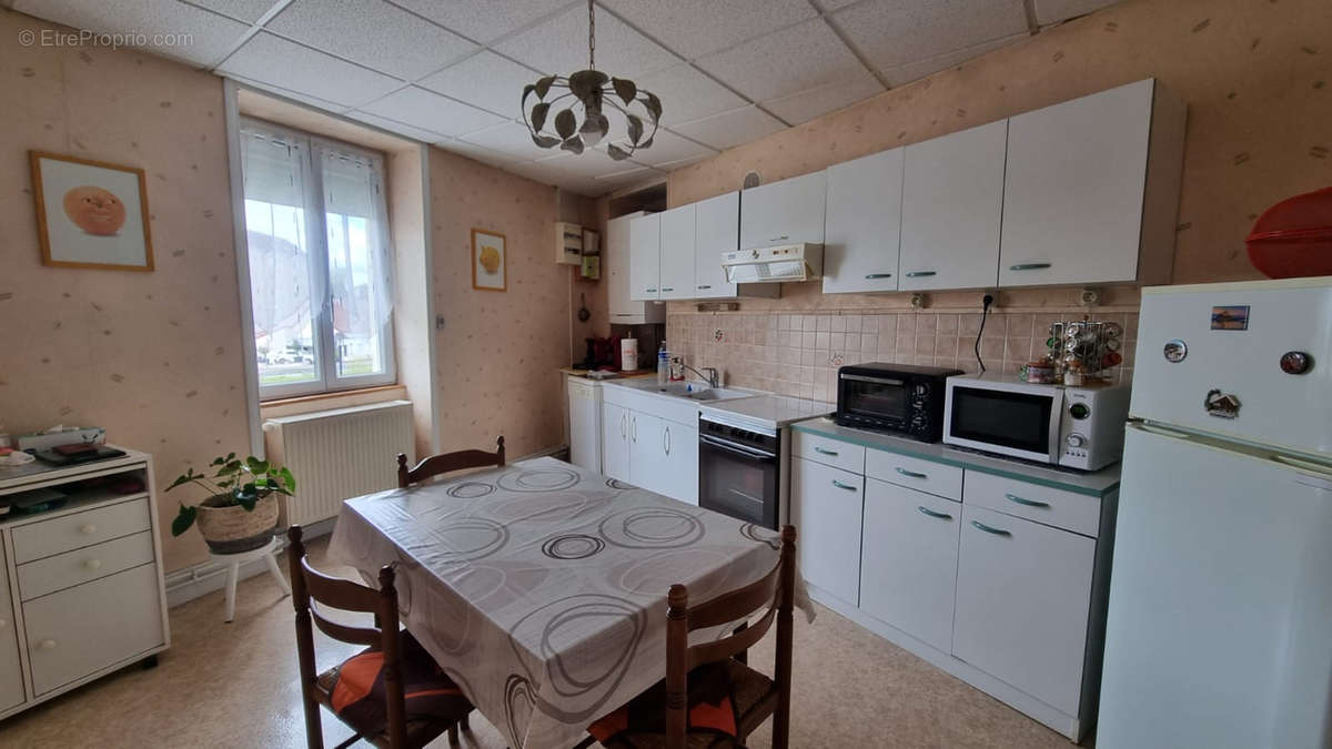 Appartement à PARAY-LE-MONIAL