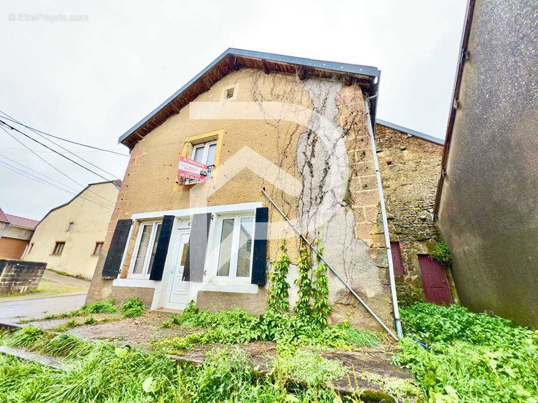 Maison à CHAMPSEVRAINE