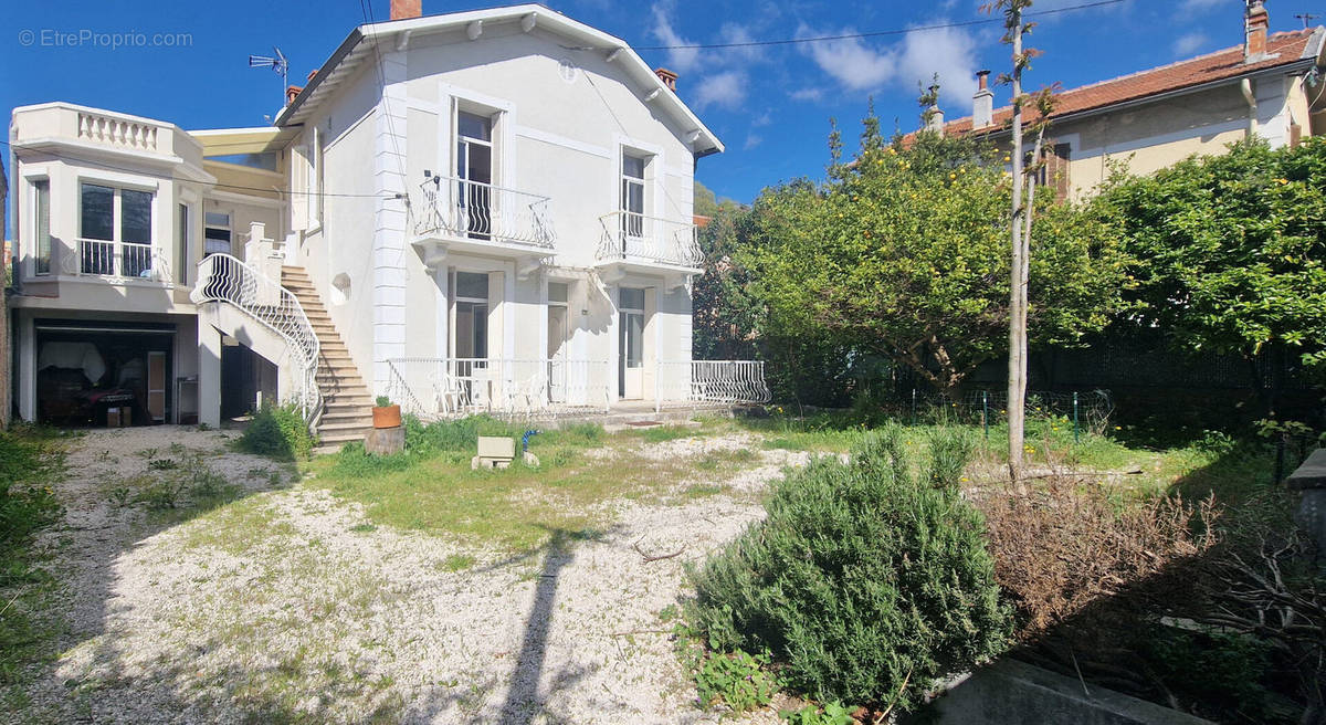 Maison à TOULON