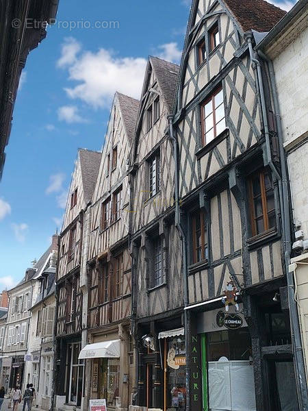 Commerce à BOURGES